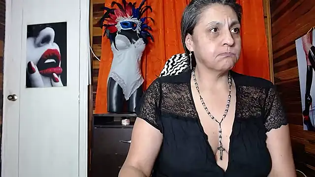 merlyna goldens online show from 5, 2, 2025