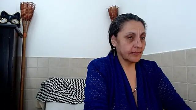 merlyna goldens online show from 19, 3, 2025