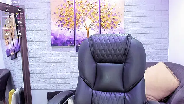 Paula Desousa online show from 29, 11, 2025