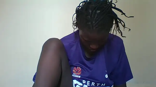 prettychic5 online show from 5, 12, 2024