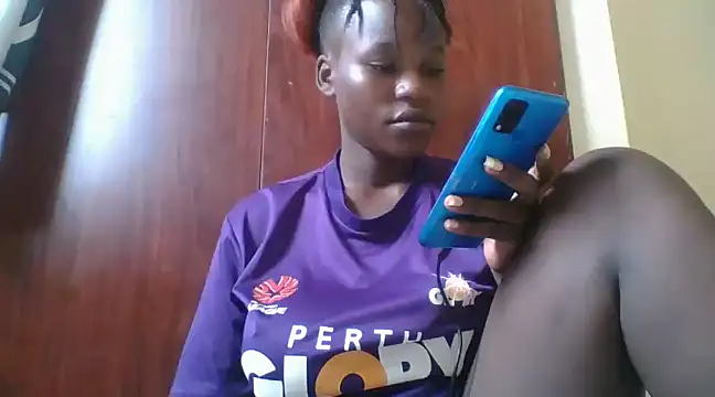 prettychic5 online show from 9, 12, 2024