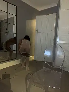 RoseMelanie online show from 7, 2, 2025