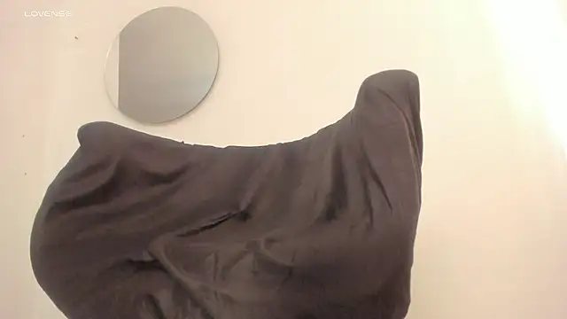 Snapshot of isabelsexysmile_ chatting on 21, 7, 2026 isabelsexysmile online show from 21, 7, 2026