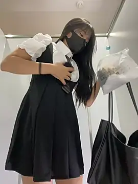 Asia-Lynn online show from 2, 3, 2025