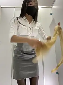Asia-Lynn online show from 27, 4, 2026