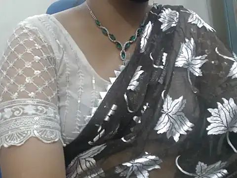 Snapshot of Lovely_Siri_23 chatting on 10, 5, 2026 Lovely Siri 23 online show from 10, 5, 2026