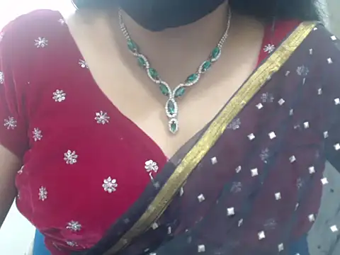 Snapshot of Lovely_Siri_23 chatting on 11, 5, 2026 Lovely Siri 23 online show from 11, 5, 2026