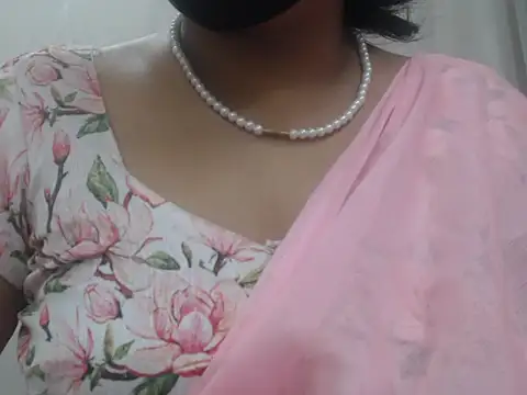 Lovely Siri 23 online show from 26, 7, 2026