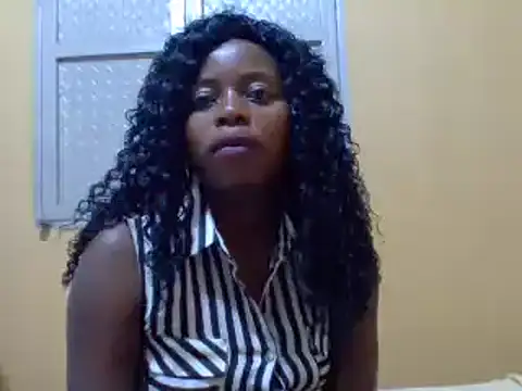 Snapshot of sweetbabra1 chatting on 5, 1, 2025 sweetbabra1 online show from 5, 1, 2025
