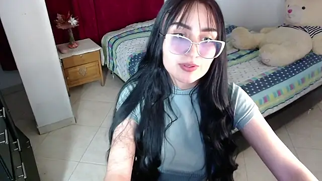 Tiffani Williams online show from 27, 11, 2025