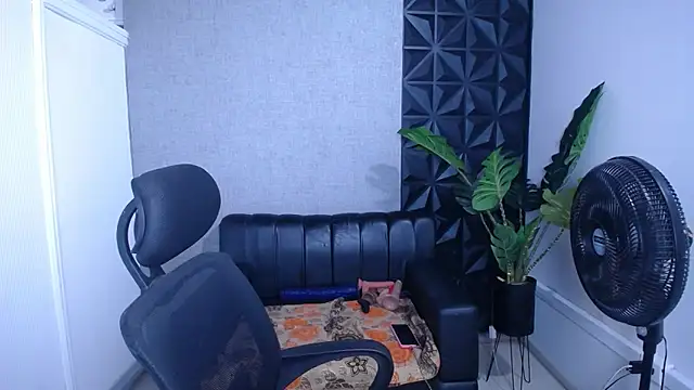 Valentinaa mature online show from 25, 3, 2026