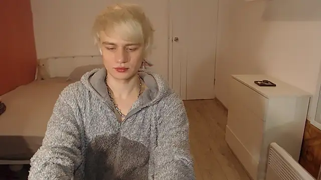 Oliver sweet  online show from 23, 12, 2025