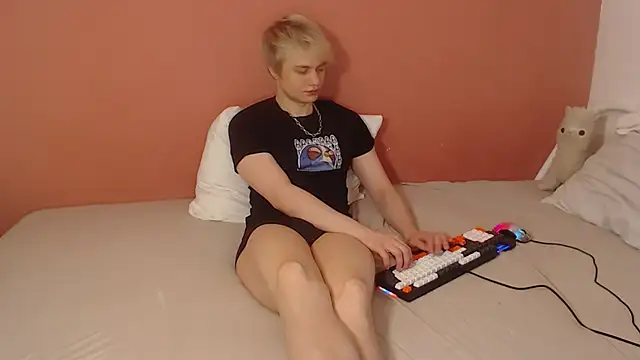 Oliver sweet  online show from 19, 4, 2026