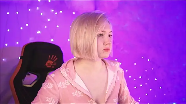 ReiYosimoto online show from 13, 12, 2024