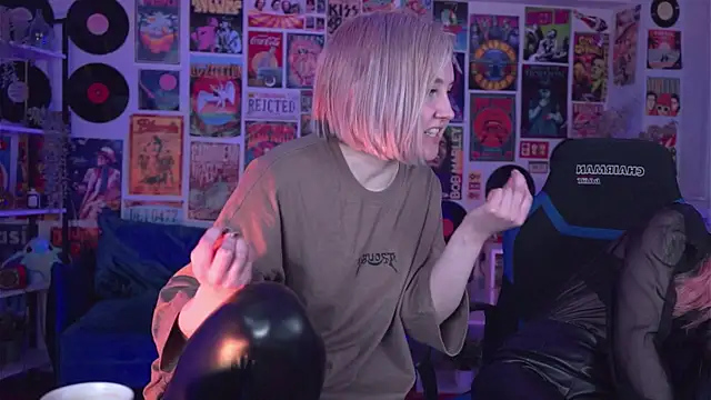 ReiYosimoto online show from 6, 3, 2025