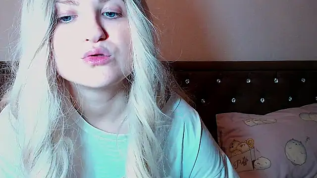 Sara4uu online show from 21, 9, 2025
