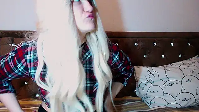 Sara4uu online show from 30, 11, 2025