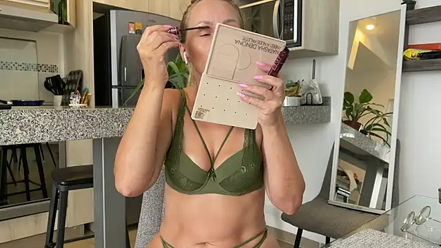 mommy nadin online show from 9, 1, 2025