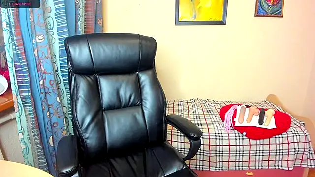 Yummy Kate online show from 20, 2, 2026