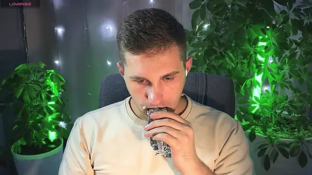 Sweeet  boy online show from 21, 2, 2025