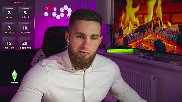 Snapshot of Sweeet__boy chatting on 6, 4, 2026 Sweeet boy online show from 6, 4, 2026