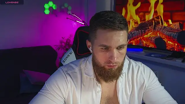 Snapshot of Sweeet__boy chatting on 10, 4, 2026 Sweeet boy online show from 10, 4, 2026