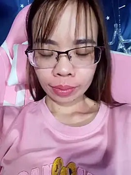   Mai-love19   online show from 15, 2, 2025