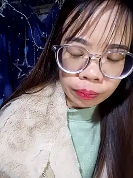   Mai-love19   online show from 22, 11, 2025