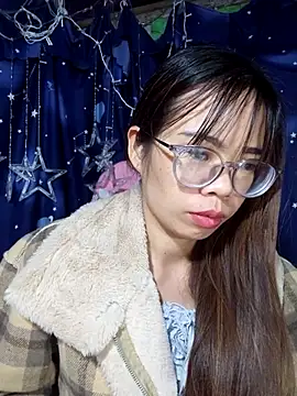   Mai-love19   online show from 15, 12, 2025