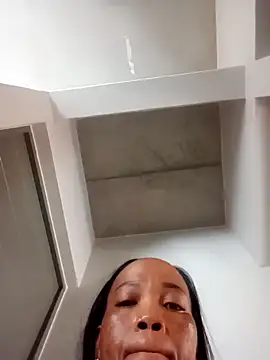 BabySweetDee online show from 4, 2, 2025