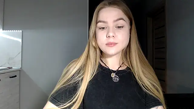 Snapshot of Sunbeam_ chatting on 22, 4, 2026 Sunbeam online show from 22, 4, 2026