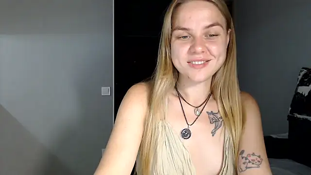 Snapshot of Sunbeam_ chatting on 5, 7, 2026 Sunbeam online show from 5, 7, 2026