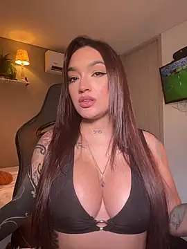 Snapshot of DaniDusan_ chatting on 19, 7, 2026 DaniDusan online show from 19, 7, 2026