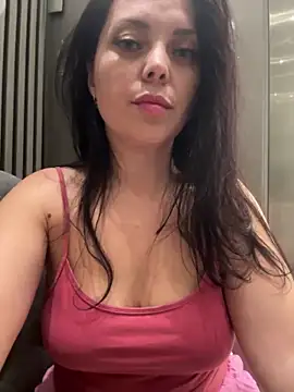 Snapshot of Kate_Joy chatting on 5, 3, 2025 Kate Joy online show from 5, 3, 2025