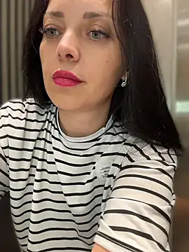 Snapshot of Kate_Joy chatting on 14, 7, 2026 Kate Joy online show from 14, 7, 2026