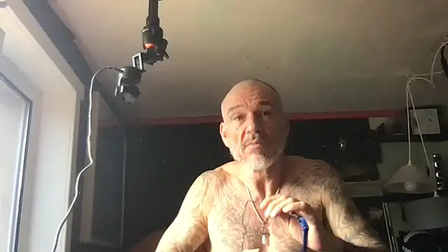 Snapshot of McPherson72 chatting on 31, 5, 2026 McPherson72 online show from 31, 5, 2026
