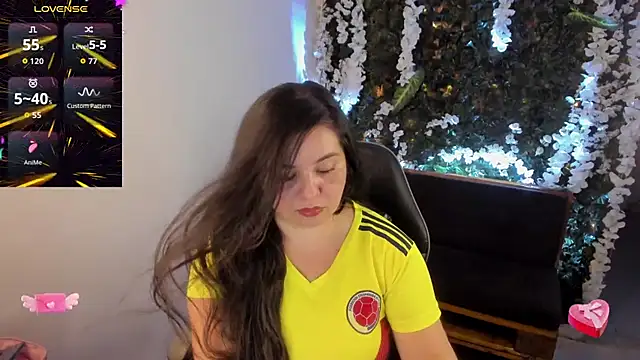Snapshot of ainohacarter_89 chatting on 18, 6, 2026 ainohacarter 89 online show from 18, 6, 2026