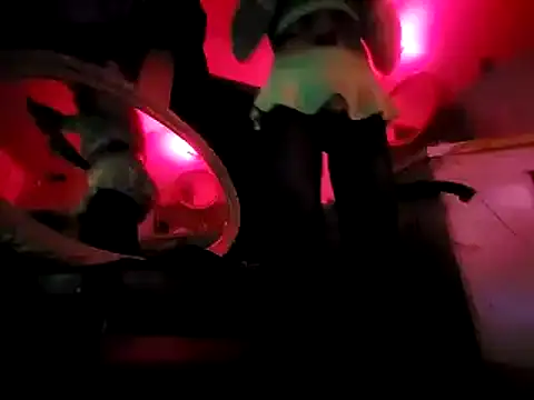 Snapshot of BigDlilsubby chatting on 19, 9, 2025 BigDlilsubby online show from 19, 9, 2025